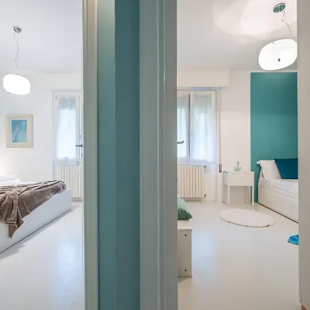 Aquamarine Paradise * Cinquale