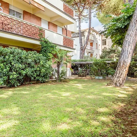 Apartment Aquamarine Paradise Cinquale